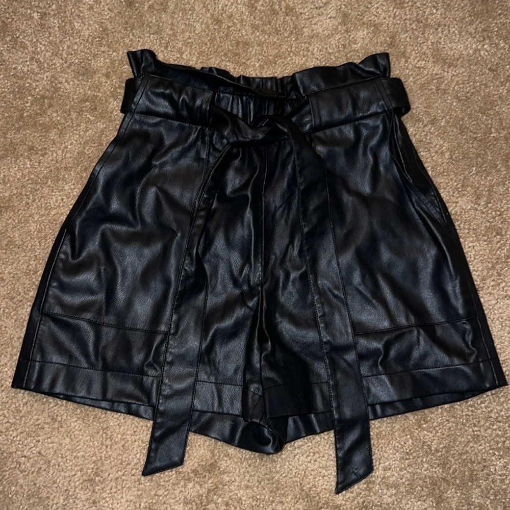 Zara Black faux leather midi shorts